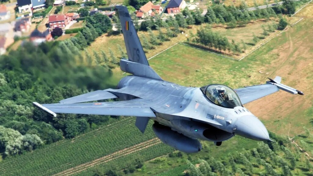 Истребители f 16 это. Истребители f 16 это