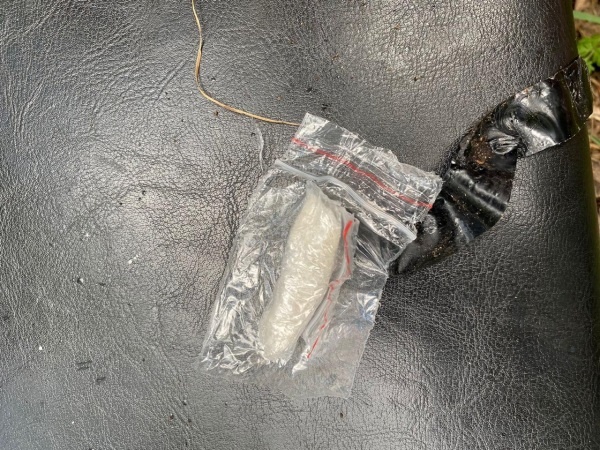 Подозреваемый указал места закладок