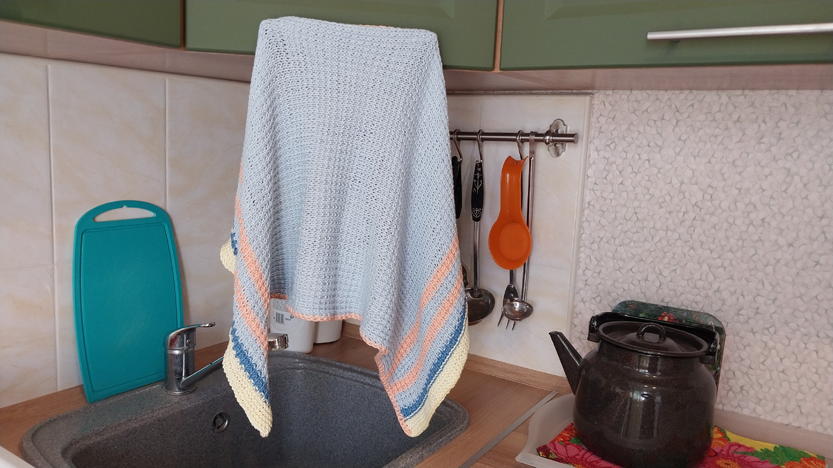 Размеры 30×70см.