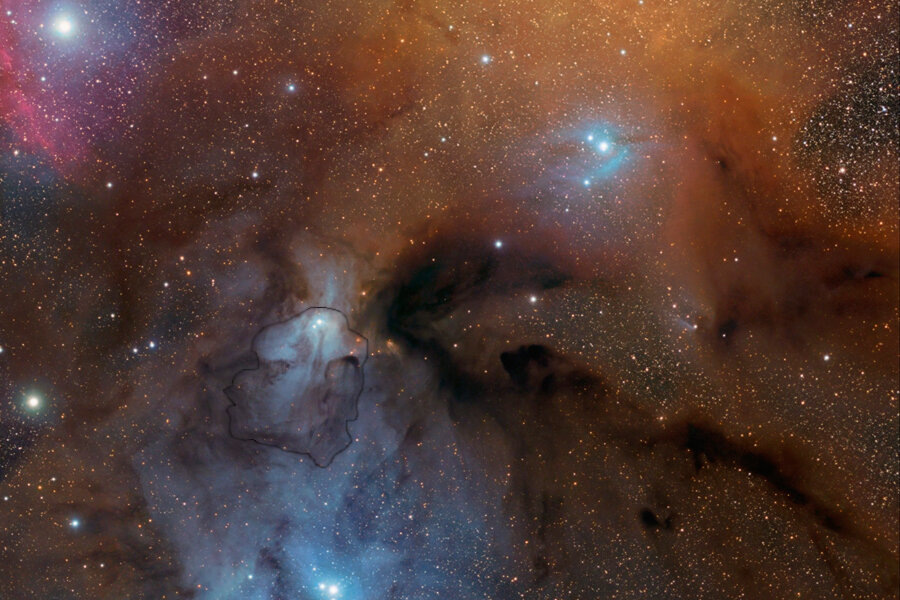 Тёмная туманность Ро Змееносца, "лицо" я обвёл линией