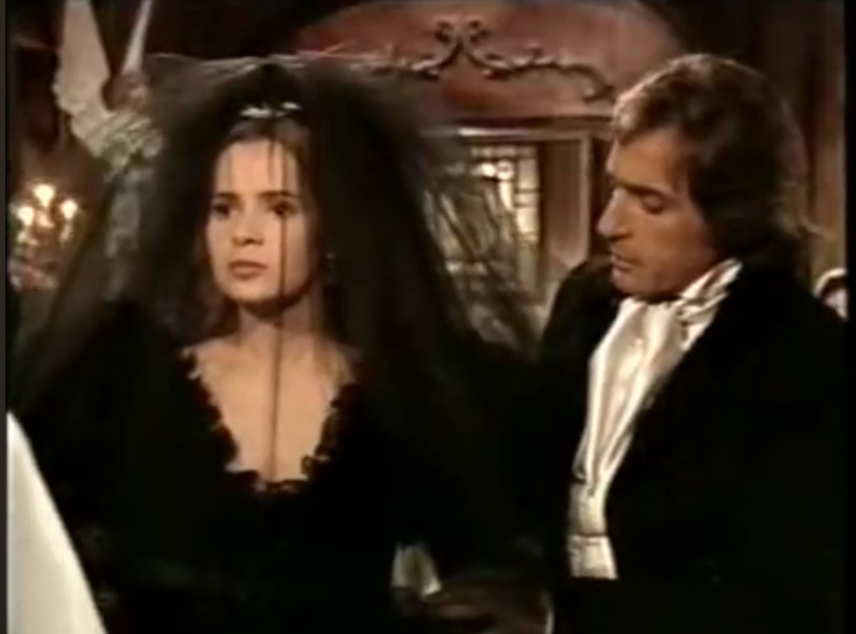 Кадр из т/с "Девушка по имени судьба", 1994 г.