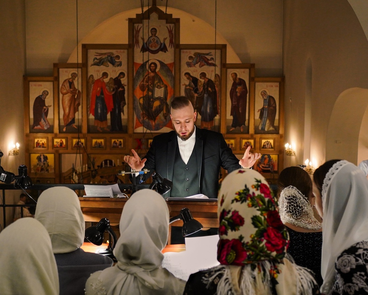 Александр Демидов - регент хора "Conscientia Cantans".