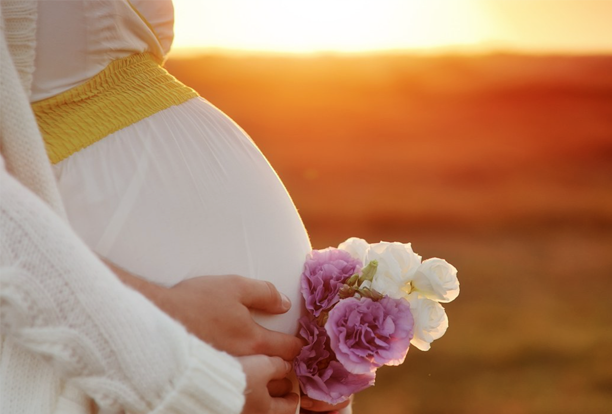 Некоторые родовые травмы влияют на нашу жизнь через глубинные убеждения о себе и о мире. Изображение с ivfrigastemcells.lv