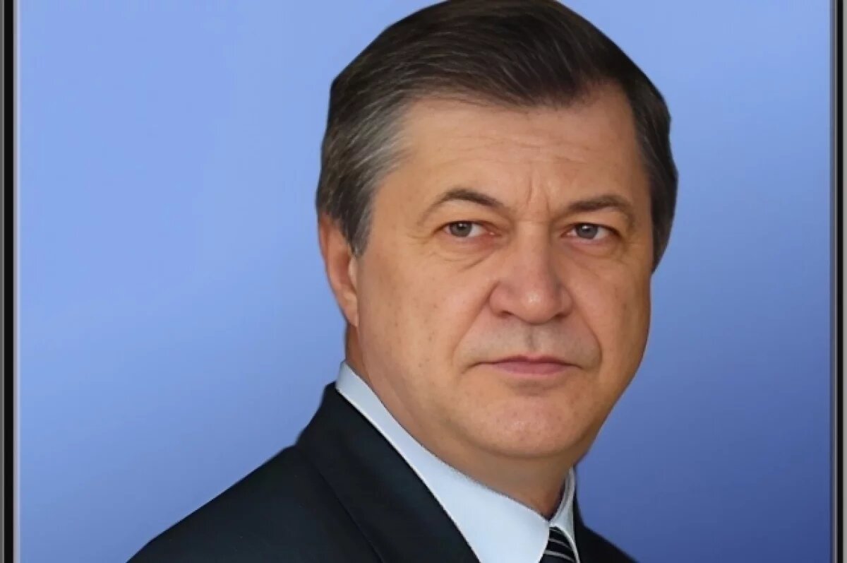    По словам коллег, Владимир Тарасов отличался твёрдостью духа, принципиальностью, отстаивал интересы территории и её жителей