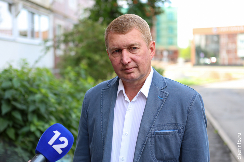    Благотворительная акция "Собери ребенка в школу" продлится до конца августа. Помощь собирают в городском отделении "Единой России" на Сталеваров, 42.