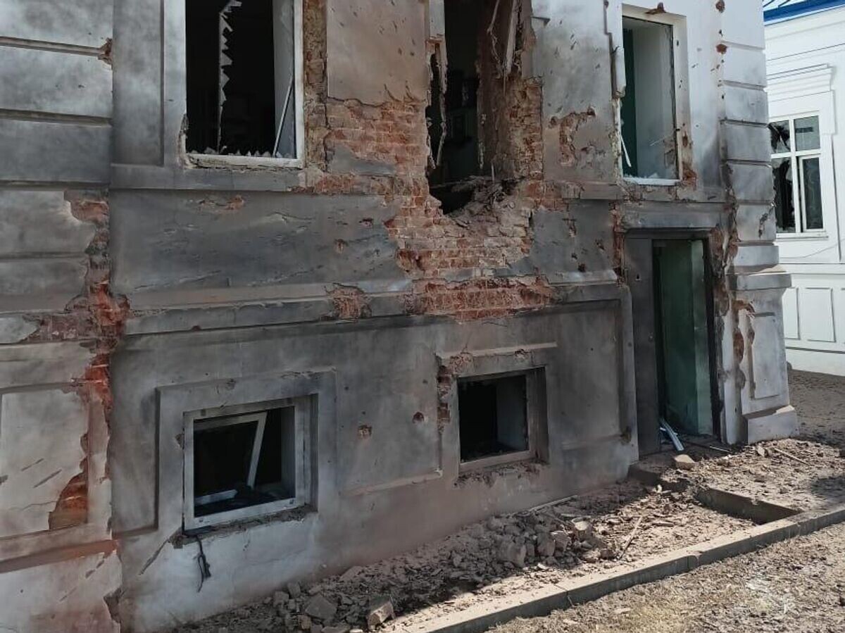    Мужской монастырь возле города Суджа в Курской области после обстрела ВСУ© Фото : соцсети