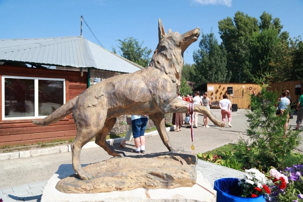 Барнаульский зоопарк "Лесная сказка"