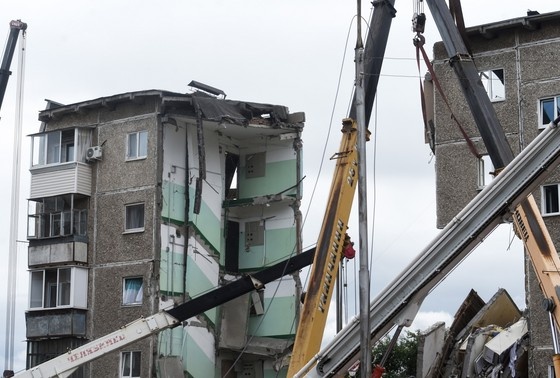    Обрушение дома по улице Сибирской, 81, в Нижнем Тагиле