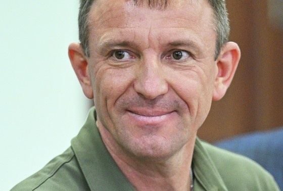    Иван Попов