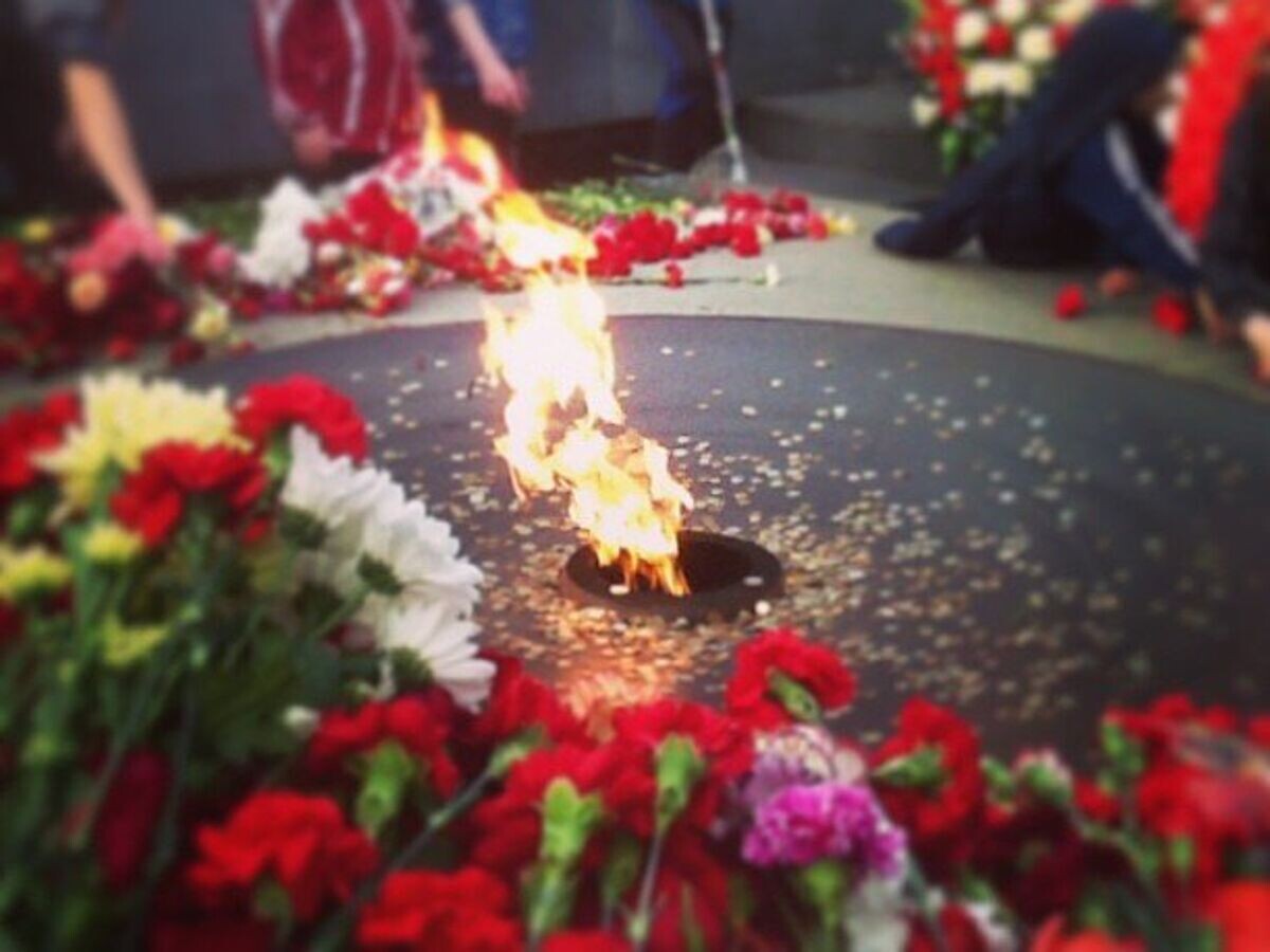    Вечный огонь в Новосибирске© Фото : baytuykova