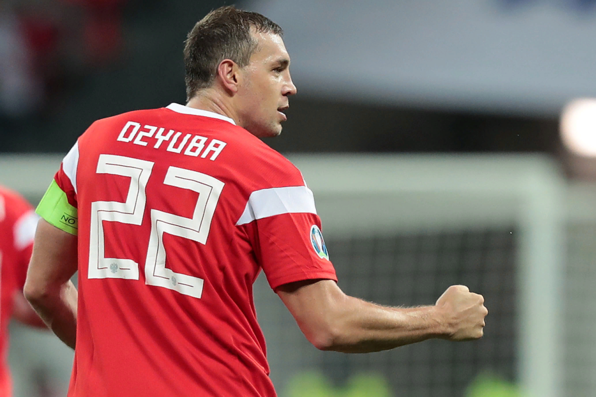 Всем здравствуйте! Хотел бы поделиться мнением, касающимся обстановки в одной небезызвестной команде из Ярославлю (очень их люблю, не подумайте ничего плохого). Ближе к делу. 1.