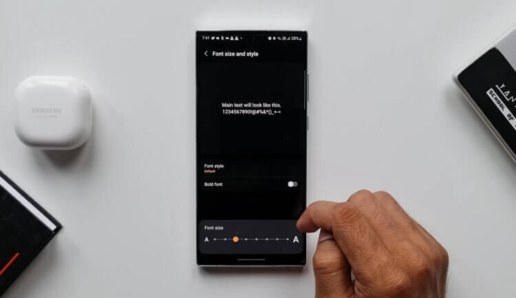    Все, что нужно знать об увеличении шрифта на телефоне. Фото: AppX