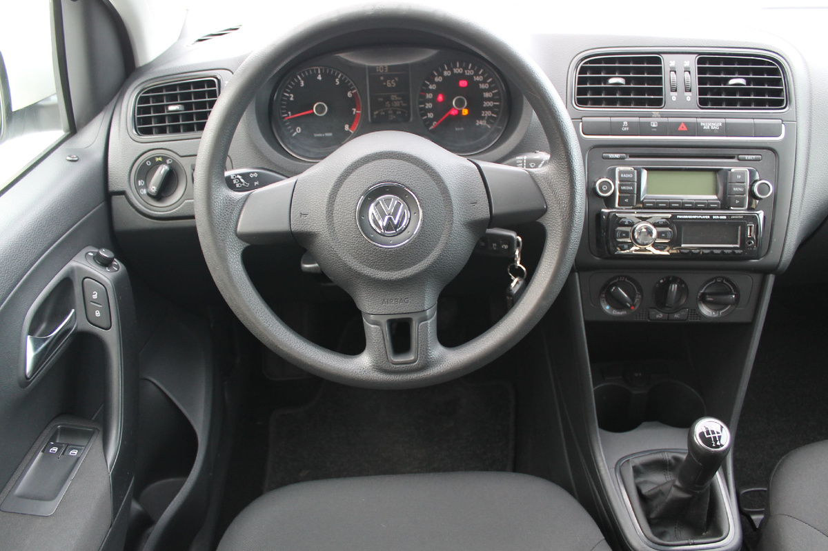 Салон Volkswagen Polo 