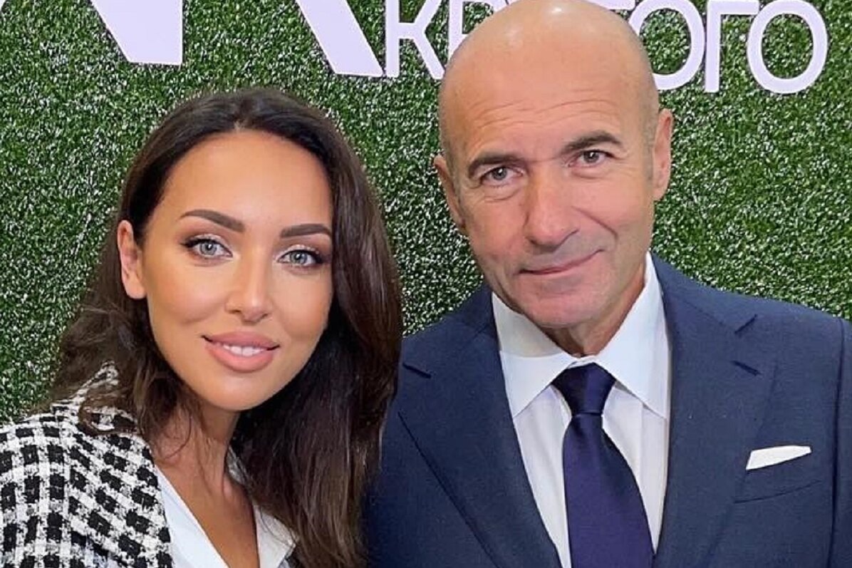     «Неожиданный перформанс у нас получился»: певица Алсу спела вживую под аккомпанемент Игоря Крутого