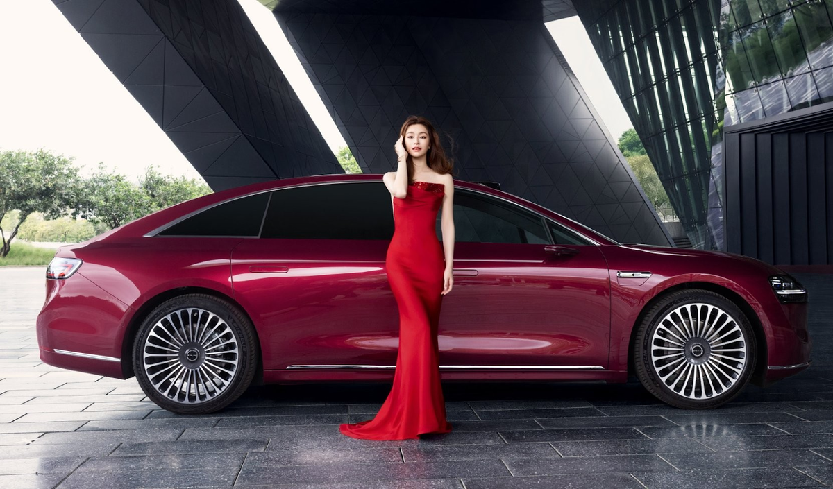 По замыслу разработчиков Stelato S9 должен превзойти параметры конкурентов 