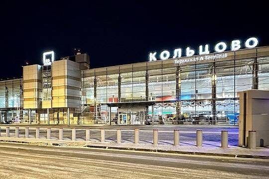    После наезда на техника в аэропорту Екатеринбурга КВС «Уральских авиалиний» понизили до второго пилот