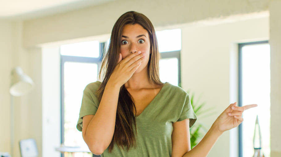 Как выявить, имеется ли у человека неприятный запах из ротовой полости? 