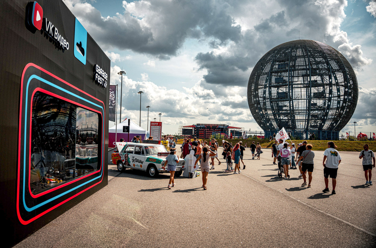    Проект «Автокультура» собрал на фестивале более 170 редких автомобилей: ретро-машины, янгтаймеры из восьмидесятых и девяностых, а также современные автомобили, которые принято авансом причислять к «будущей классике».   
Игора Драйв