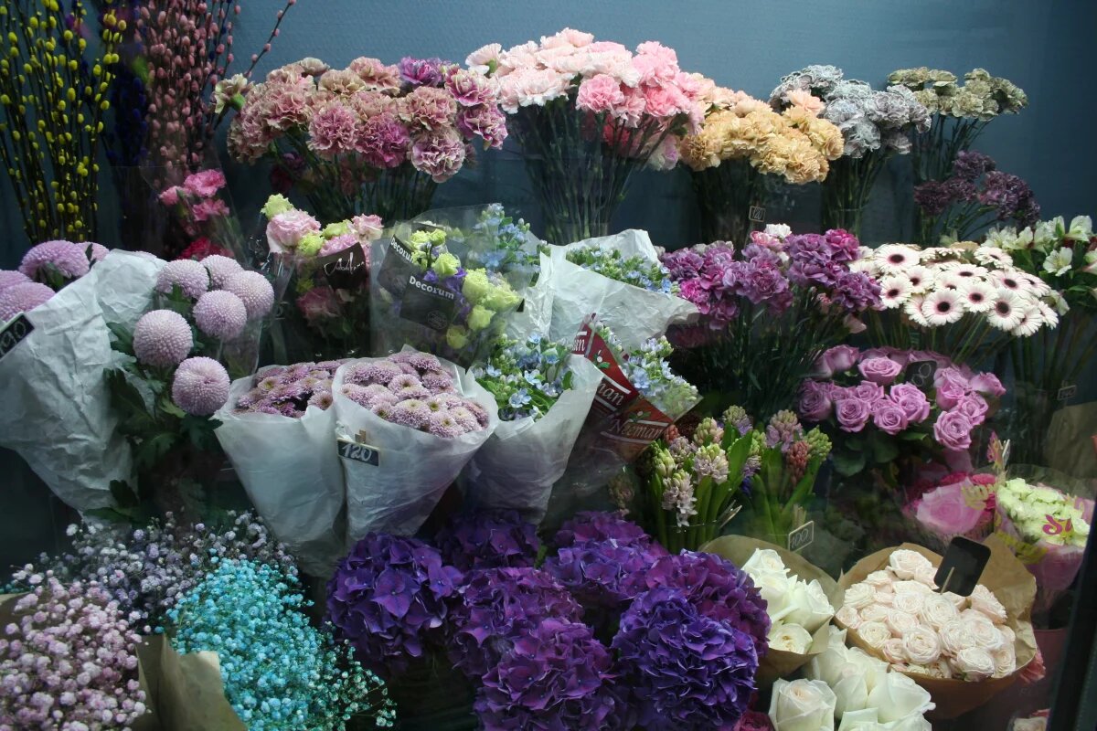    Полицейские в Коми задержали покупателя, угрожавшего убийством цветочнице