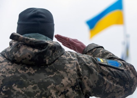    Зеленский продлил мобилизацию украинцев на три месяца