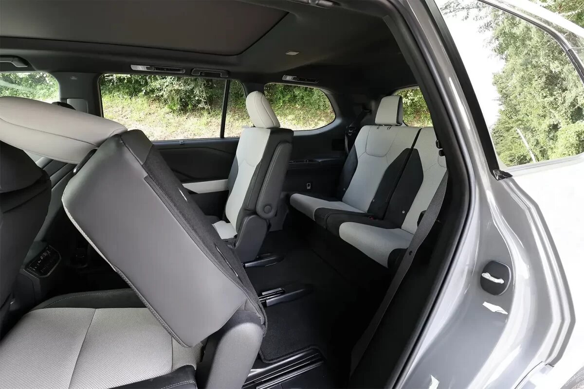 Lexus TX взято с сайта ironhorse.ru