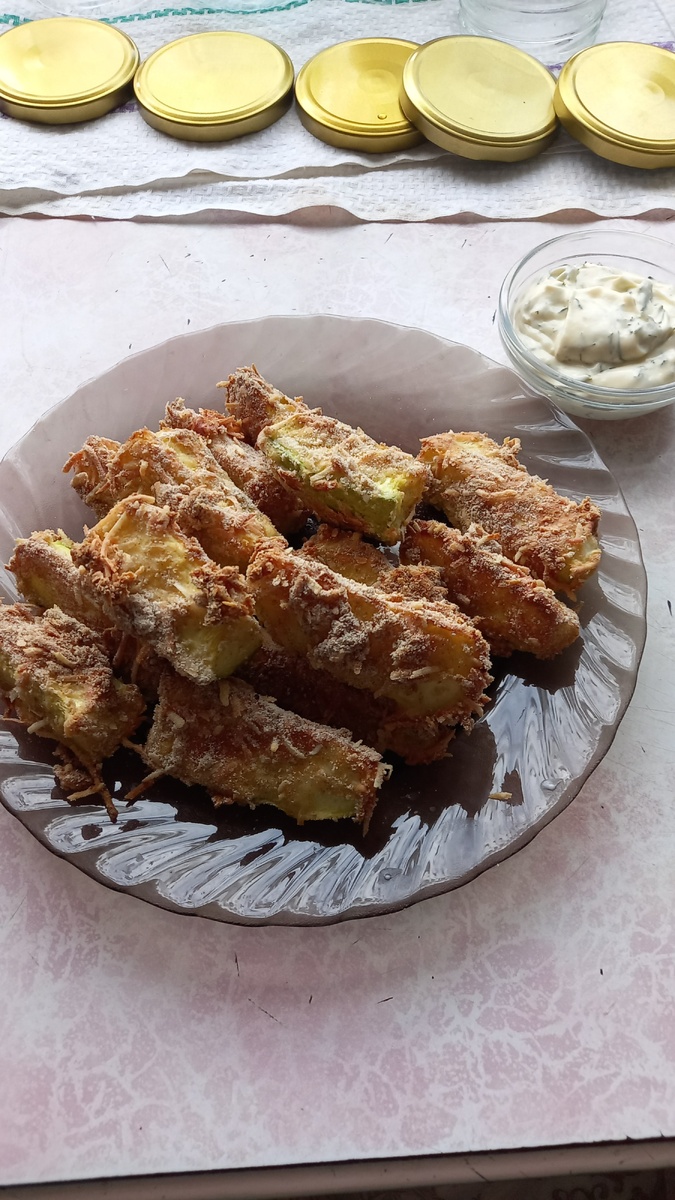 Кабачковые нагетсы. Весь цинус в соусе 👍