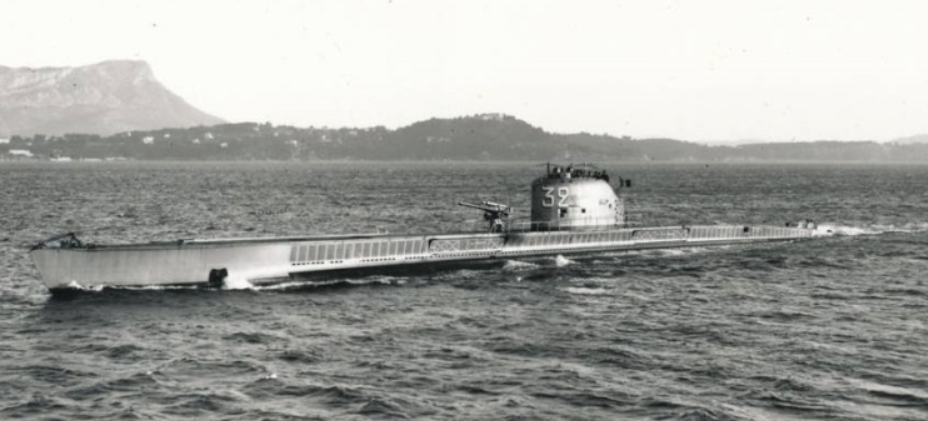 французская подводная лодка "Нарвал"