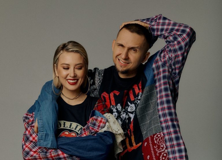    На фото Алла и Дима Земсковы.