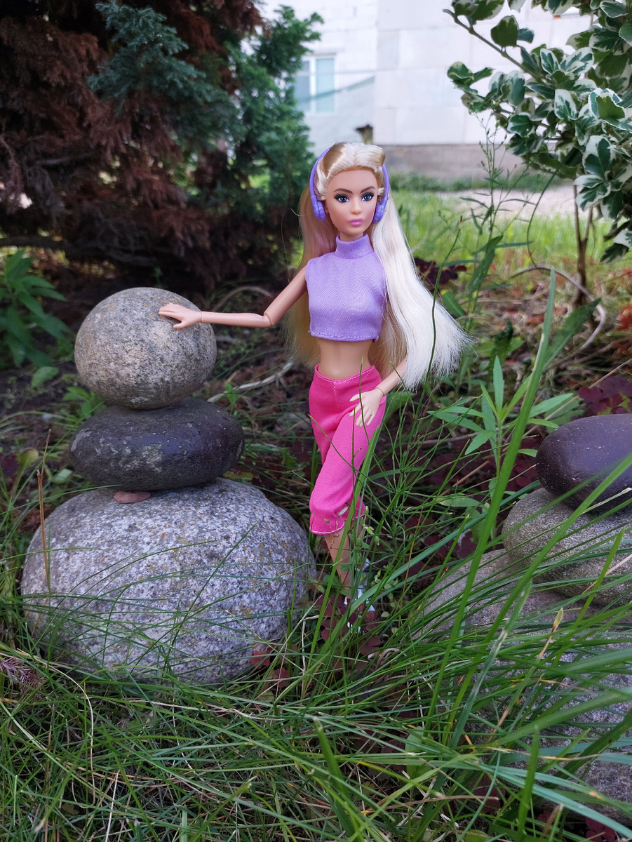 Лана, сестра Лины