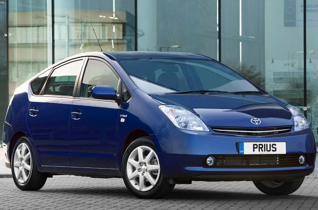Тойота приус 1998 года