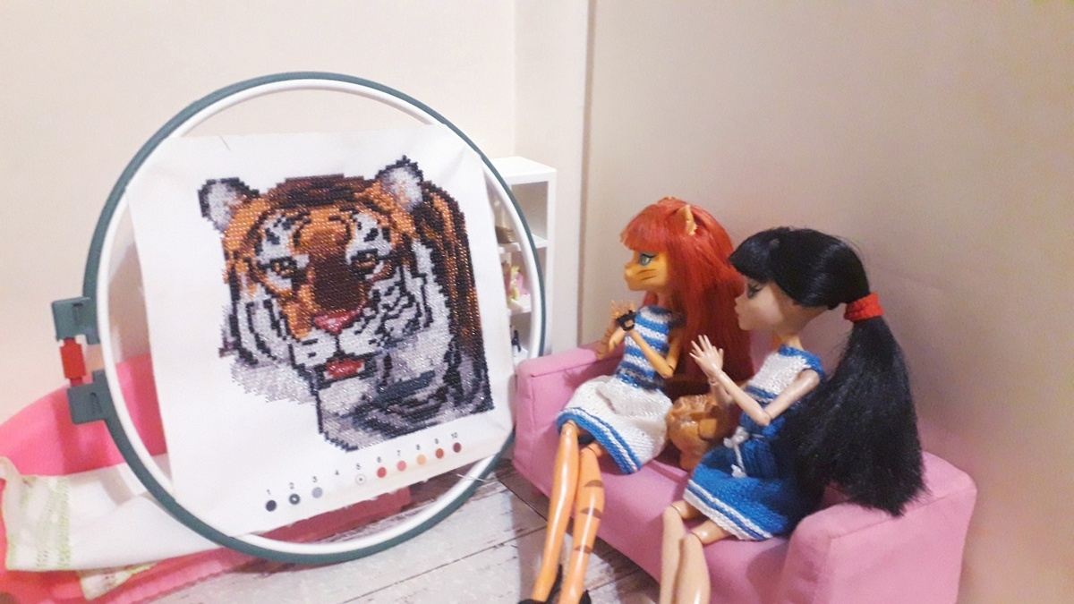 Итоги июля: закончен вышивальный долгострой - вышивка бисером Тигр из магазина Фикспрайс