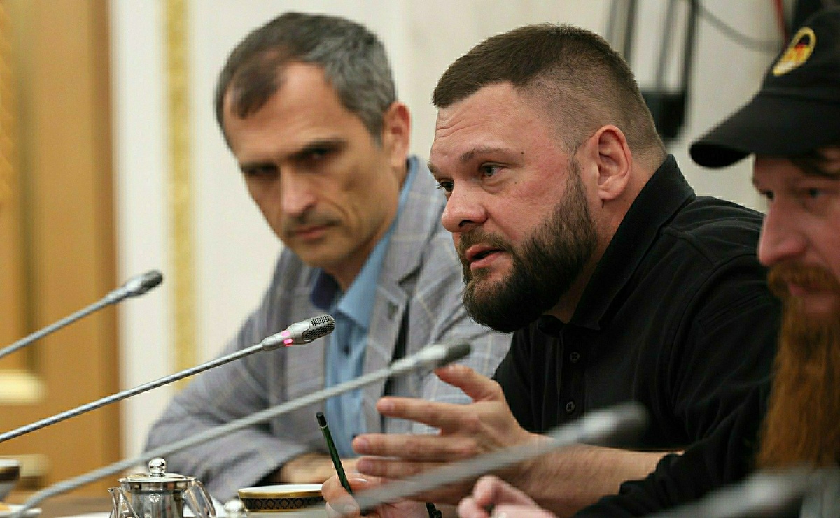 Поддубный в центре. Kremlin Pool/Global Look Press