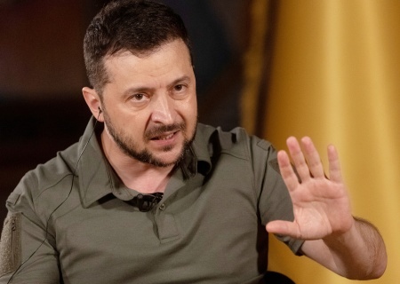    Зеленский предлагает лишать гражданства Украины за терроризм и участие в войне на стороне РФ