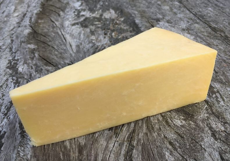 Кусок замечательного сыра