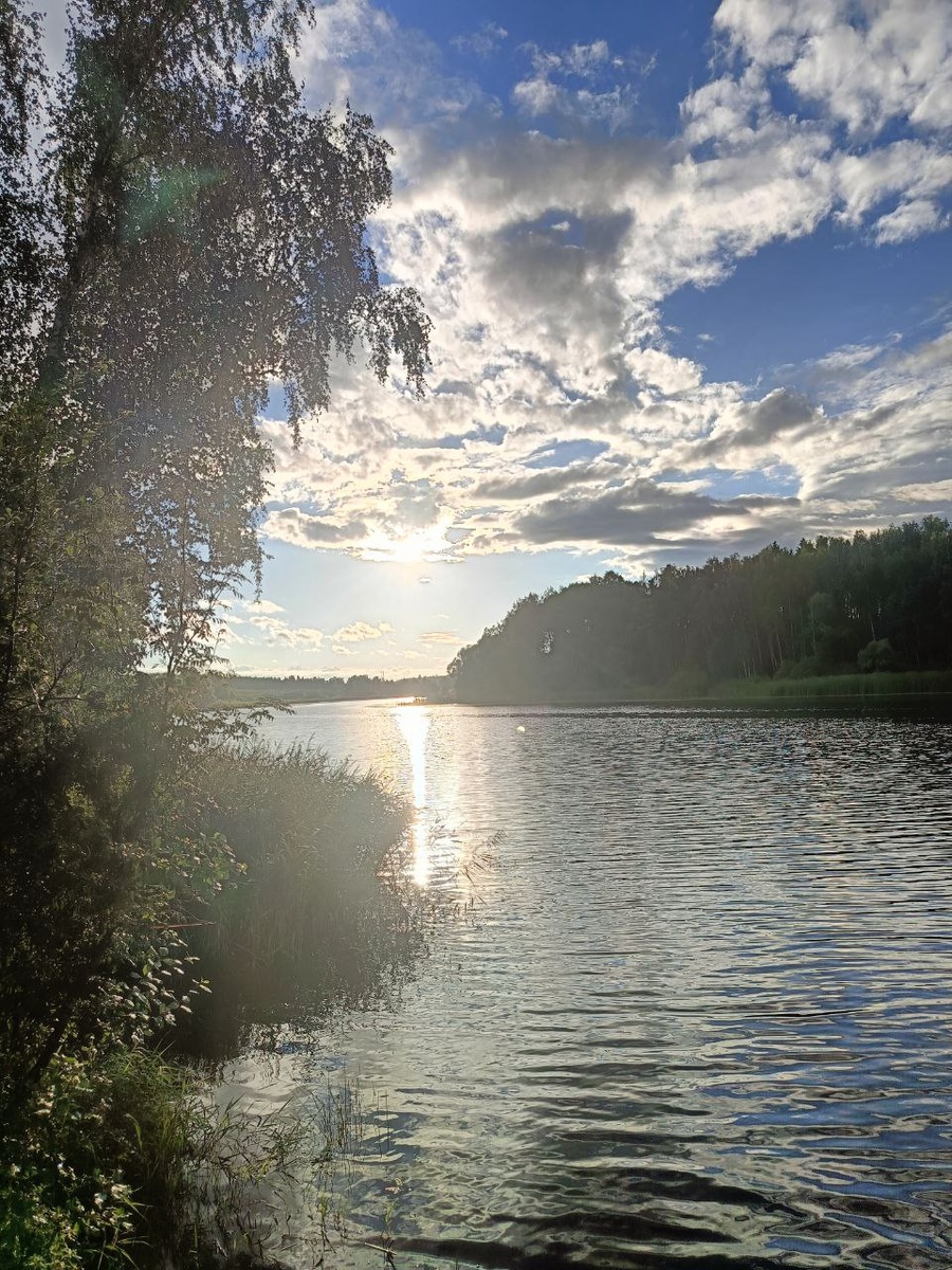 Эх все же красивые у нас места) хоть картины пиши)