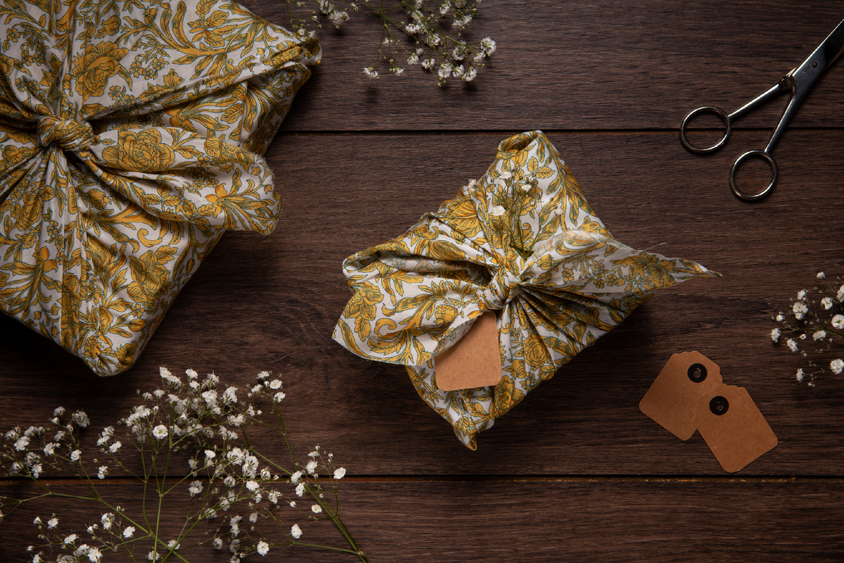 @ru.freepik.com = Упаковочная бумага: