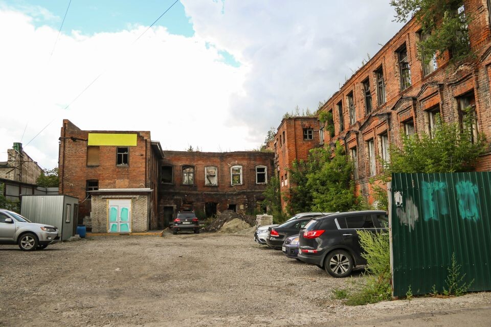    Дом купца Поскотинова на улице Мало-Олонская, 21/​Знаменский переулок, 3. Август 2024 года. Источник: Виталий Барабаш