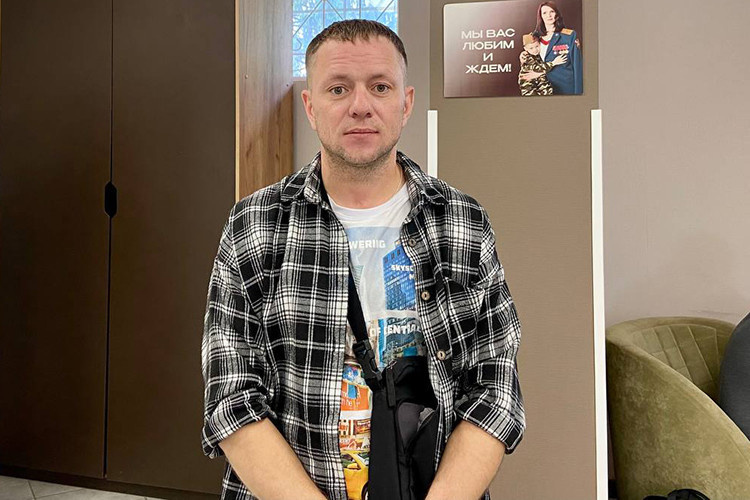    Сергей Бобров: «Надо сделать Россию сверхдержавой. Тогда мы будем спокойно властвовать без всяких ограничений» Фото: Альбина Хасаншина