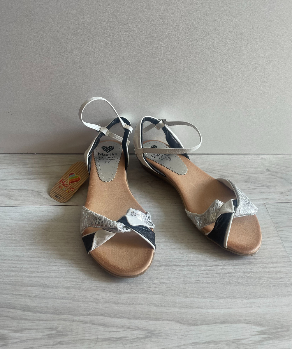 Женские босоножки Marila