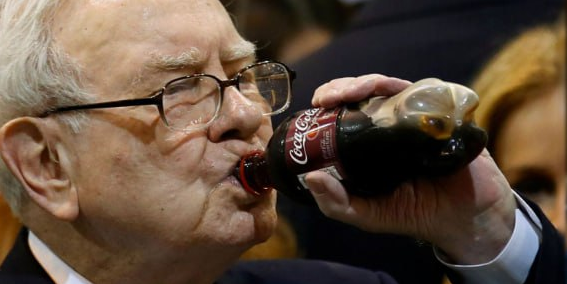 У Berkshire Hathaway теперь на балансе больше трежерей США, чем у самой ФРС. 