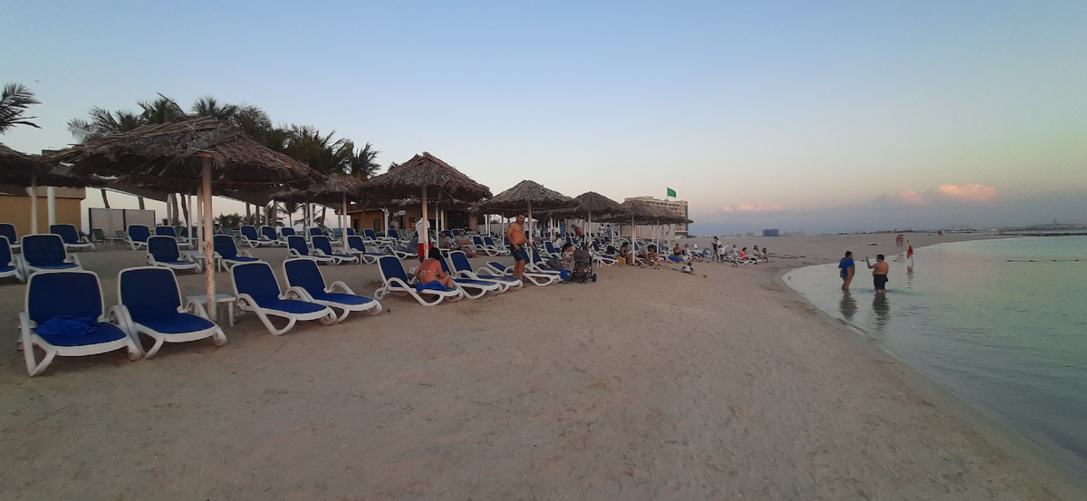 Пляж в Эмиратах