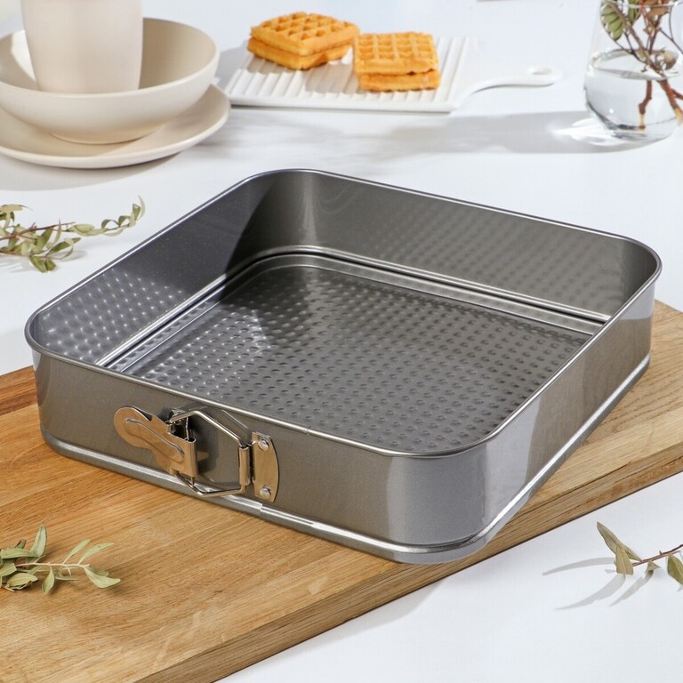 Квадратная форма для выпечки 