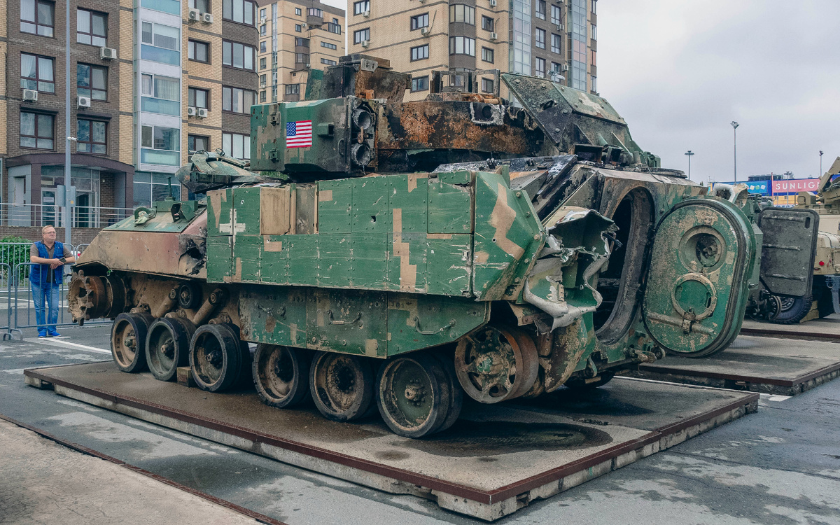 Американская БМП М2А2 BRADLEY