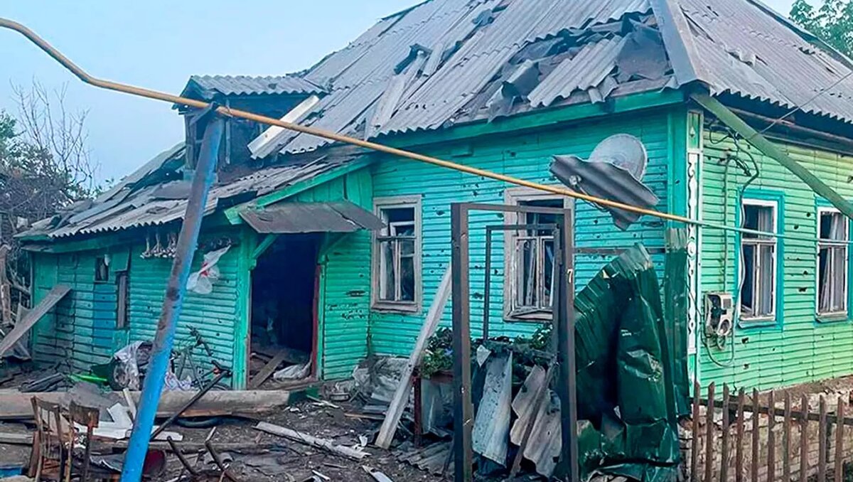 Военкоры выдвинули ряд версий о причинах атаки на Курскую область. Источник: AP/TASS