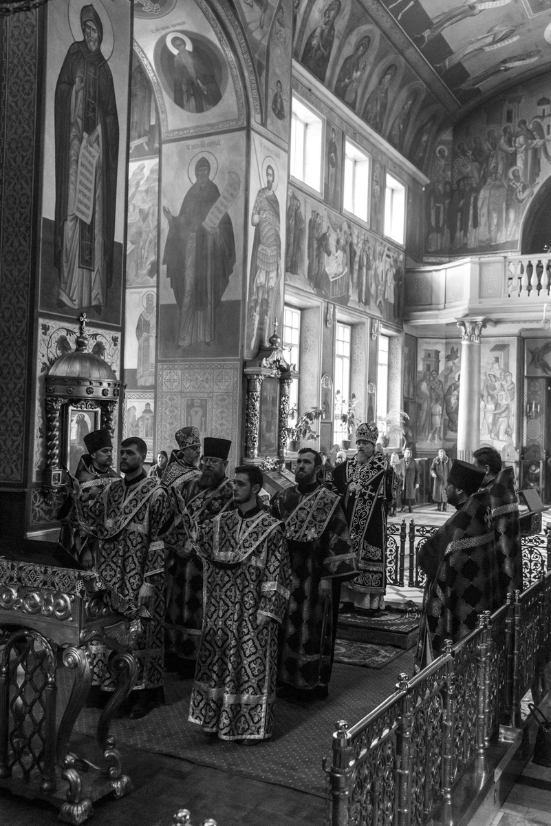 Литургия Преждеосвященных Даров в Спасо-Преображенском соборе Белгорода