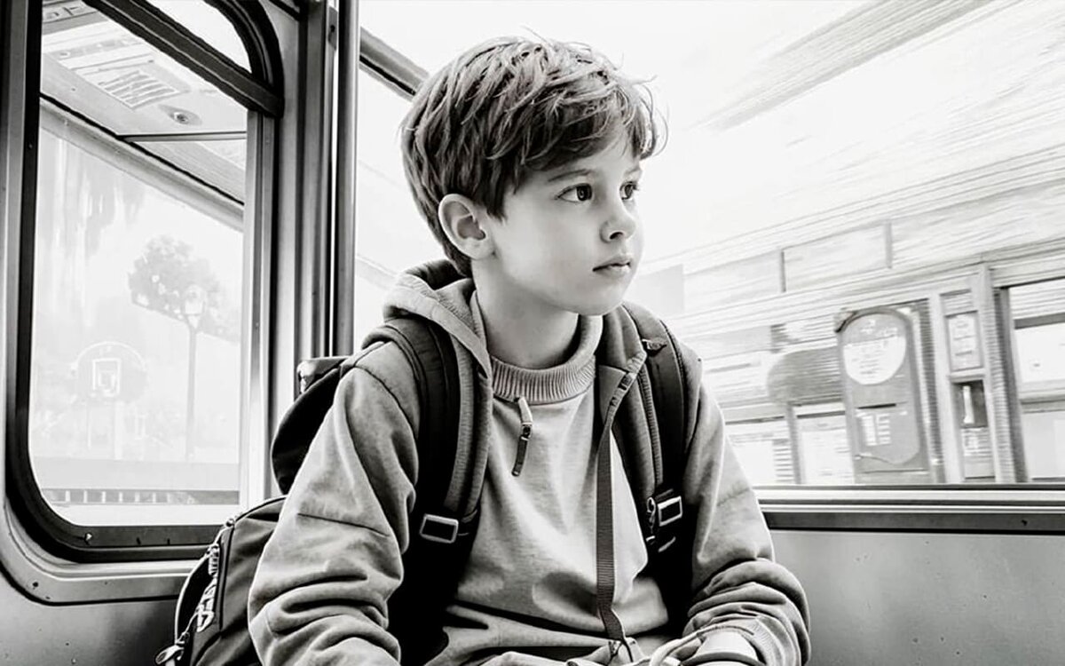    30 воспитанников курского детдома разместят в Воронежской области сгенерировано ИИ Kandinsky