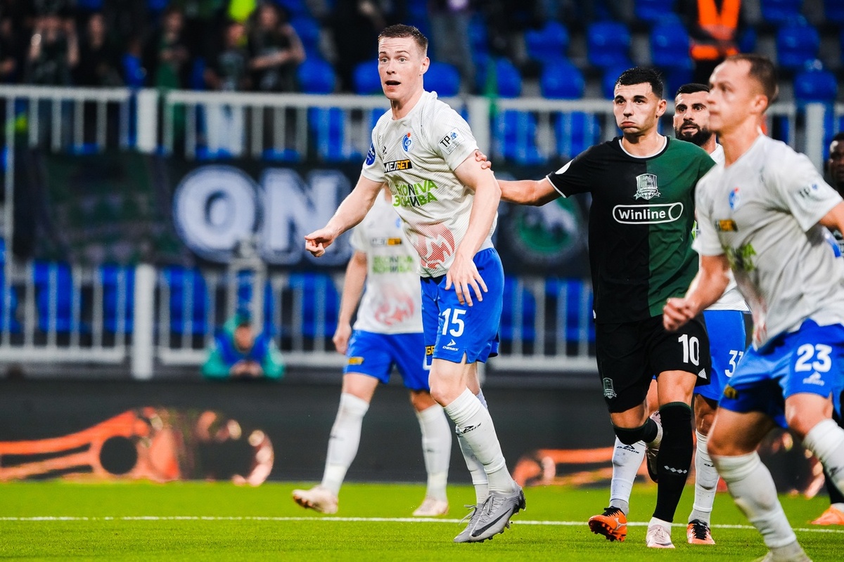 Первое завоеванное очко "Факелом" на новом стадионе.