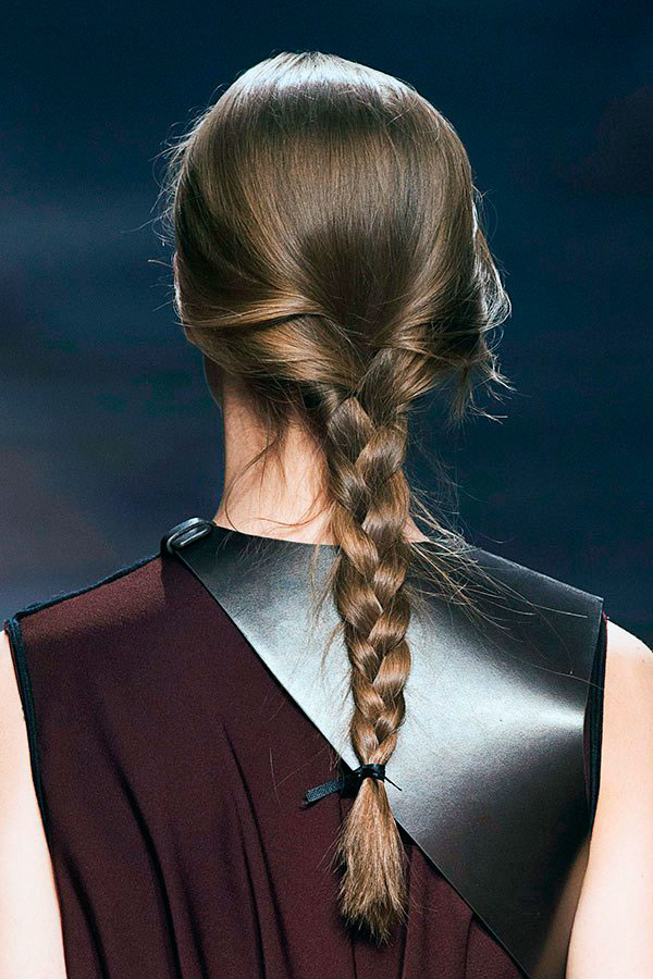 «Простая косичка – безвкусицы сестричка» (цитата моего парикмахера). Фото из открытых источников