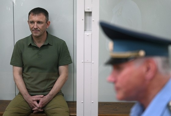   Иван Попов