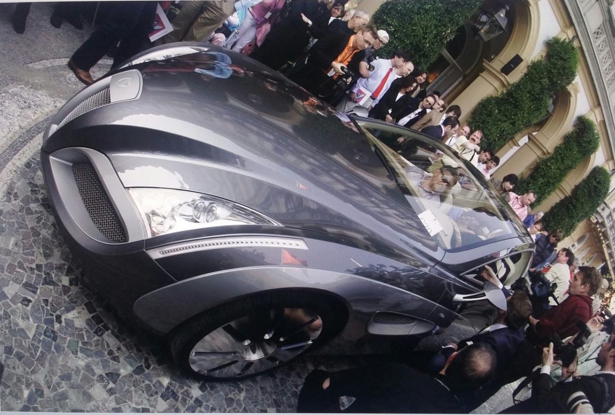 Russo-Baltique Impression во время презентации. 